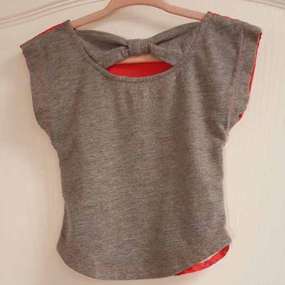 Cherokee Gray Horseshoe Pink Top - Picture 2 of 4